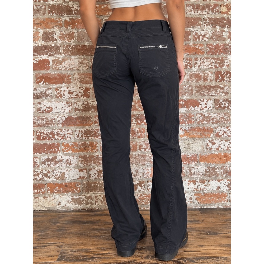 Athleta Dipper Black Hiking Pants 6 Low Rise Straight Leg Gorpcore Utility